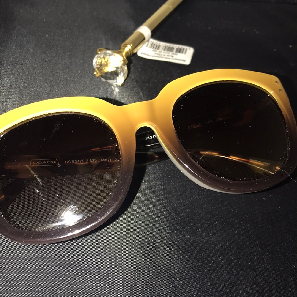 Coach Horn Rim Sunnies and. Dope Jewel Pen - Picture 8 of 8
